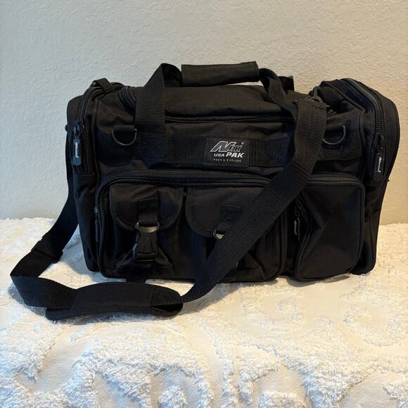 NEX USA PAK Pack & Explore Duffle Bag Black SzOS Travel Carry-On Sporty Vacation - Picture 1 of 9